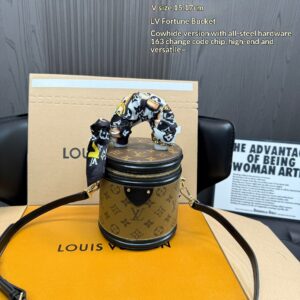 LV CanCannesnes Bucket Bag