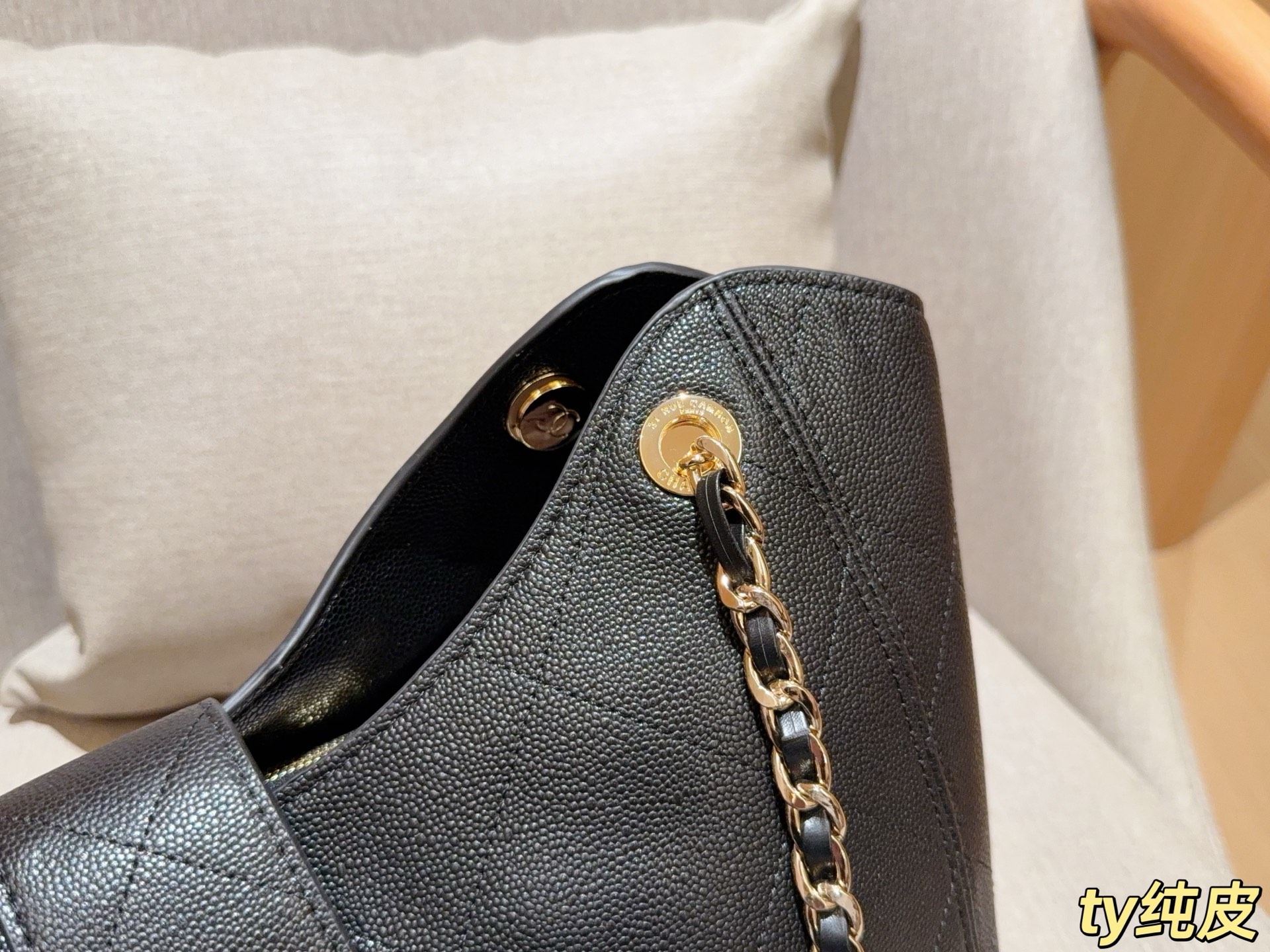 Chanel 26P Vintage Hobo Tote Bag i - 图片 2