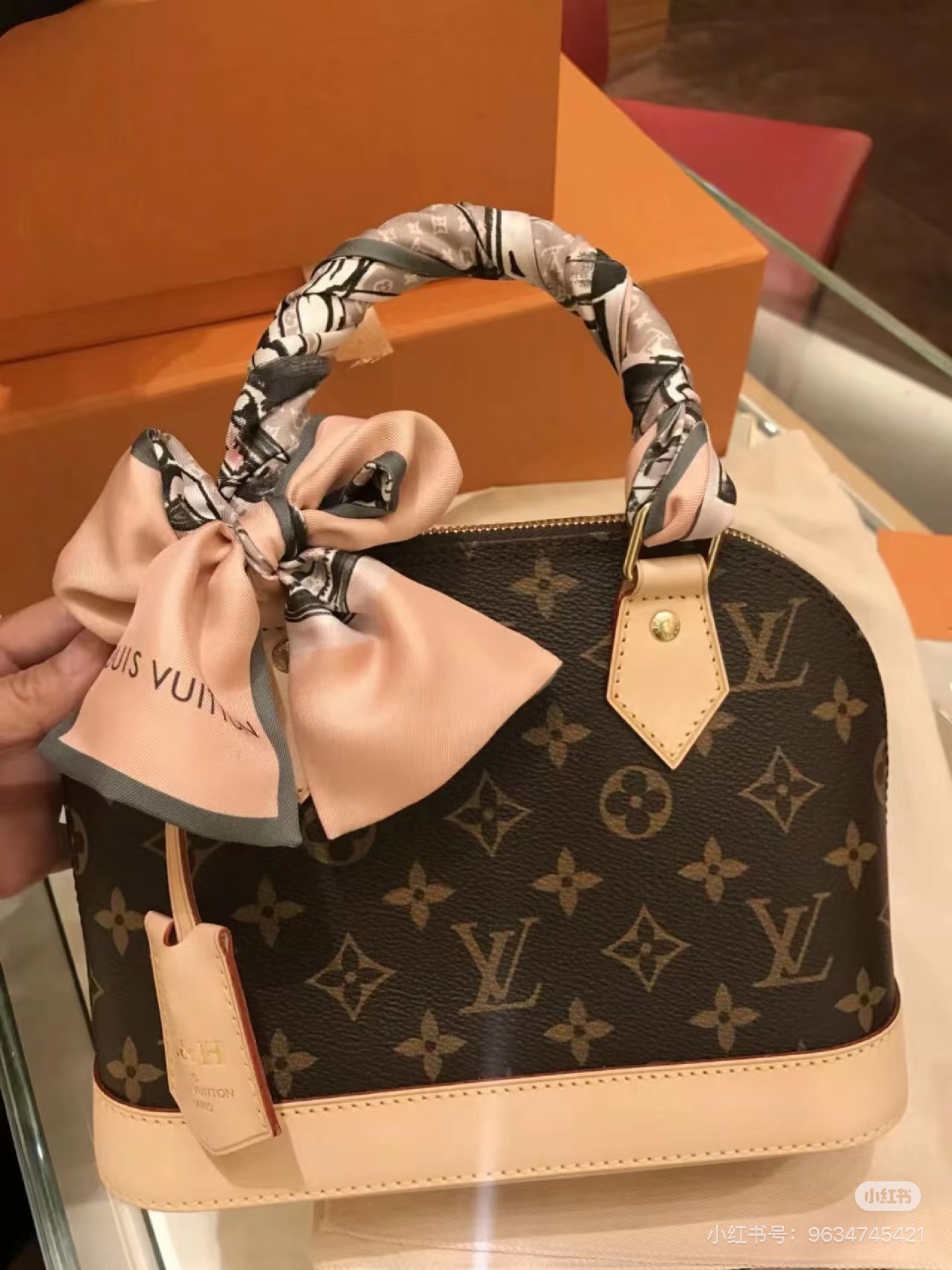 Louis Vuitton Alma BB