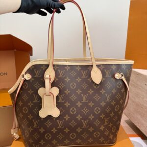 Louis Vuitton Neverfull
