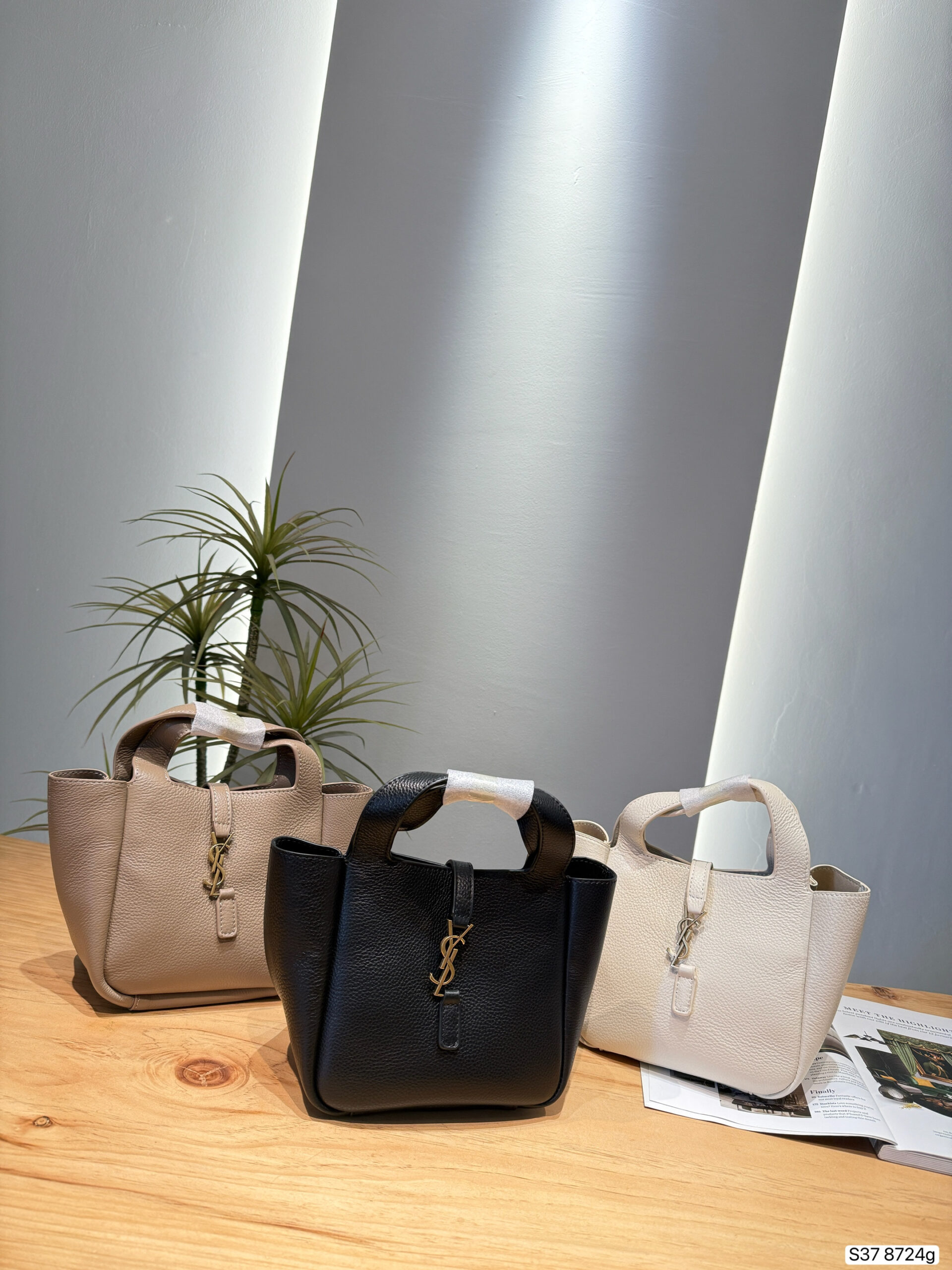 YSL LE 5 À 7 BEA