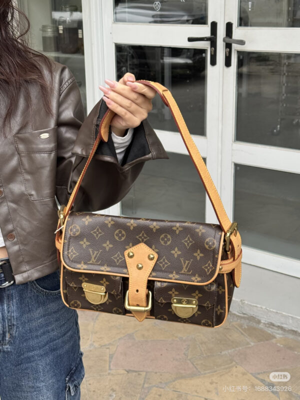 Vintage LV Manhattan Seine Bag